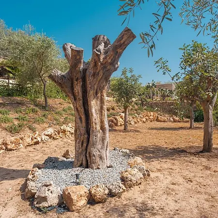Azalo Country house *
