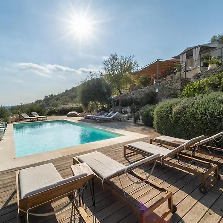 Azalo Country house